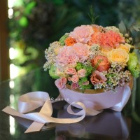 康乃馨玫瑰花盒子:母親節禮物【EA116】